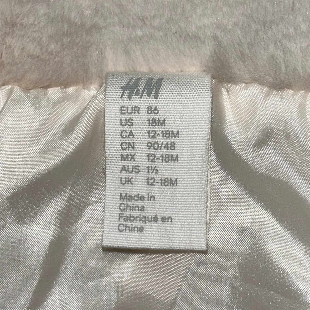H&M Baby / Girls Coat US Size 18M White Faux Fur Jacket Lined Pockets NWOT - Picture 4 of 4